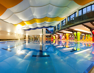 Indoor pool Zell am See