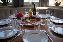 Detail gedeckter Tisch EG Detail gedeckter Tisch EG