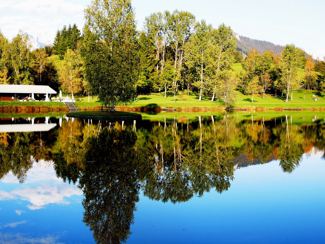Außenteich Aubad Fieberbrunn Außenteich und Außenbadeanlage Aubad Fieberbrunn