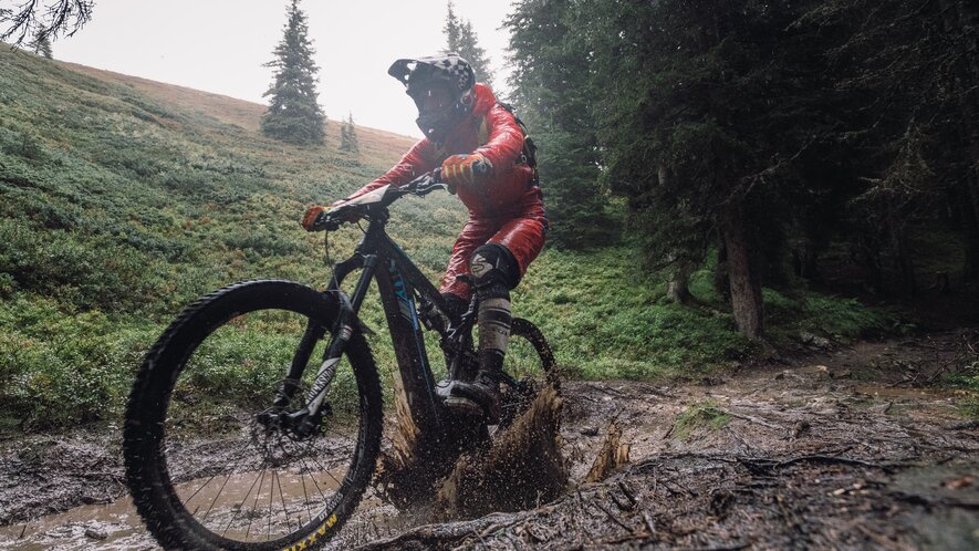 Mountainbiken auch bei Schlechtwetter im Bikepark Leogang