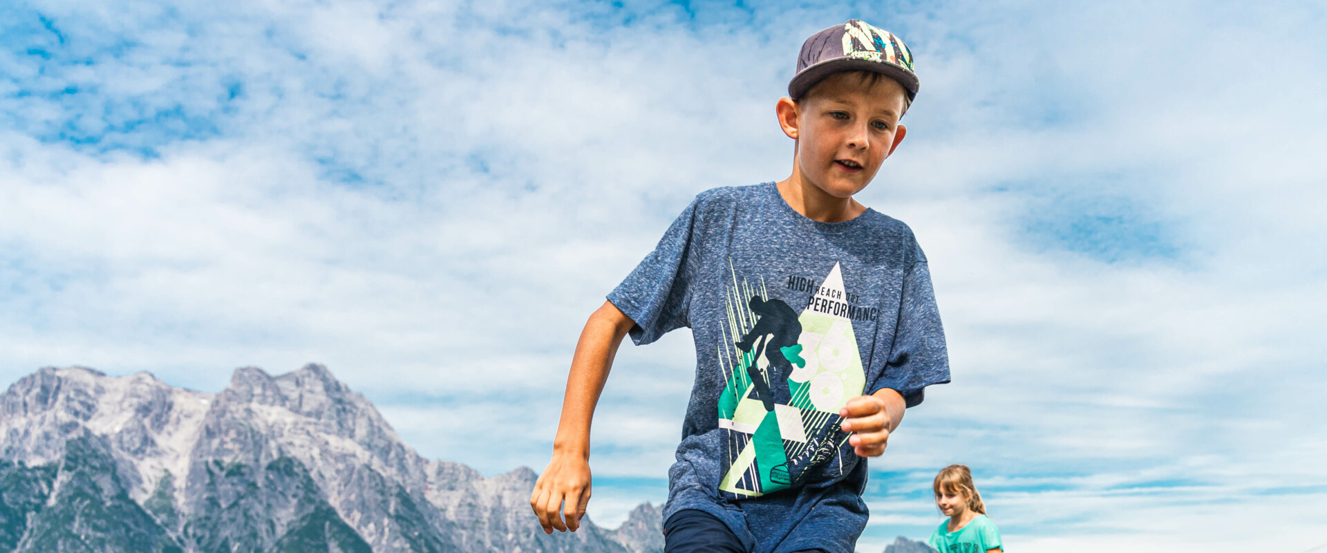 kids playing on rocks at Berg der Sinne in Leogang | © Michael Geißler