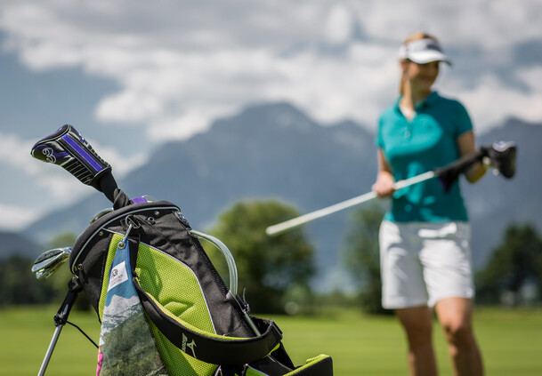 Golf spielen in Saalfelden leogang | © Peter Moser Golfer auf dem Platz in Saalfelden Leogang | © Peter Moser