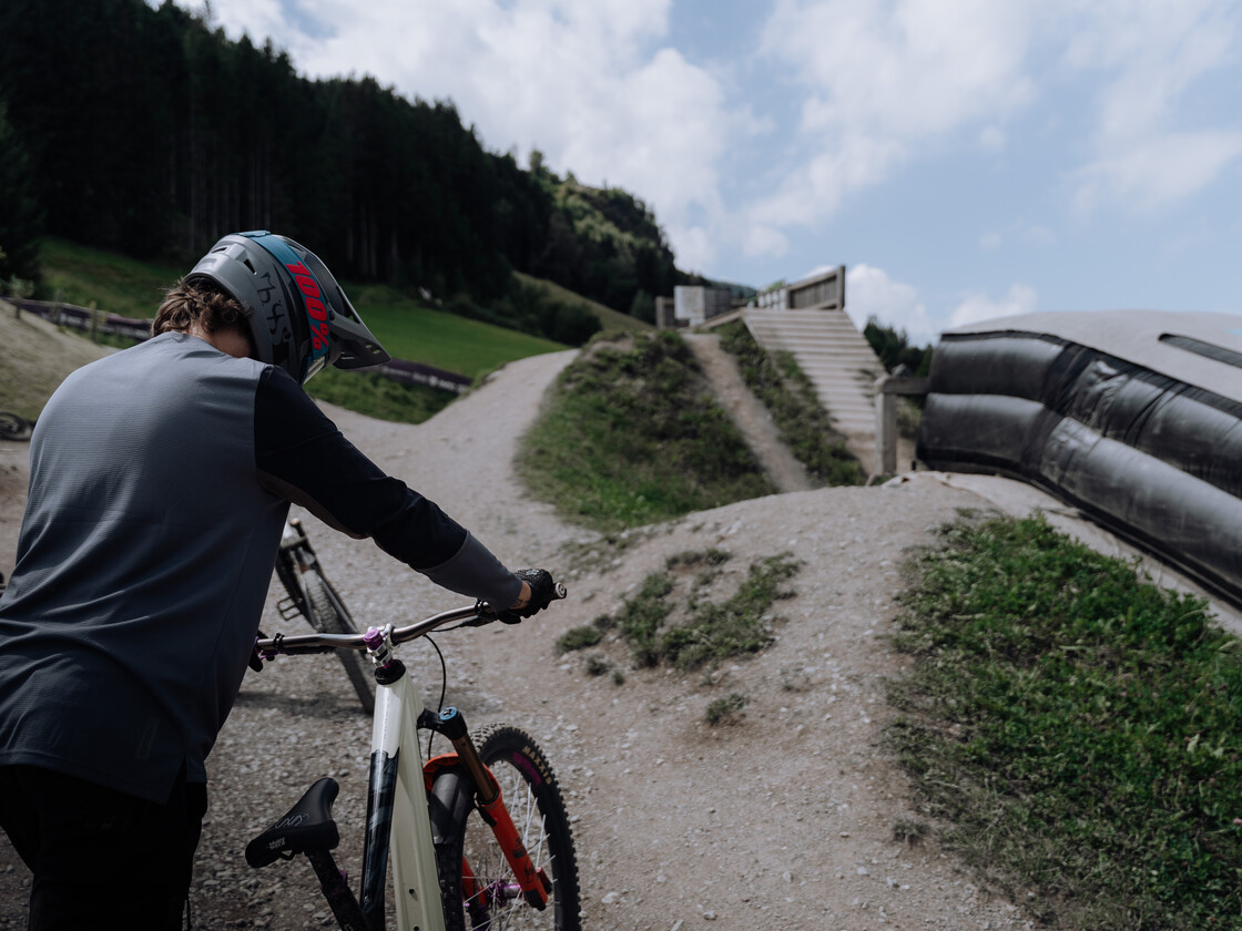 Ready to drop – Start der Bagjump Line Leogang | © Yvonne  Hörl Ready to drop – Start der Bagjump Line Leogang | © Yvonne  Hörl