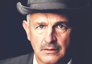 09_DerHerrKarl_FritzEgger_01(c)Patrick Connor Klop