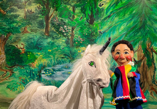 06_Kasperl_Einhorn (c)Sindri