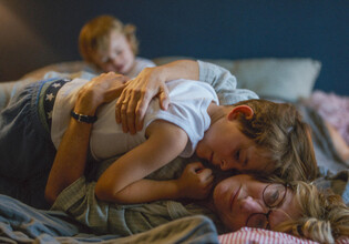 09_Was-uns-verbindet02©Alamode-Film