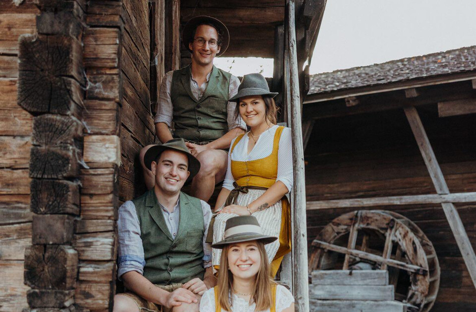 volksmusikgruppe_sunntogsunruah_saalfelden