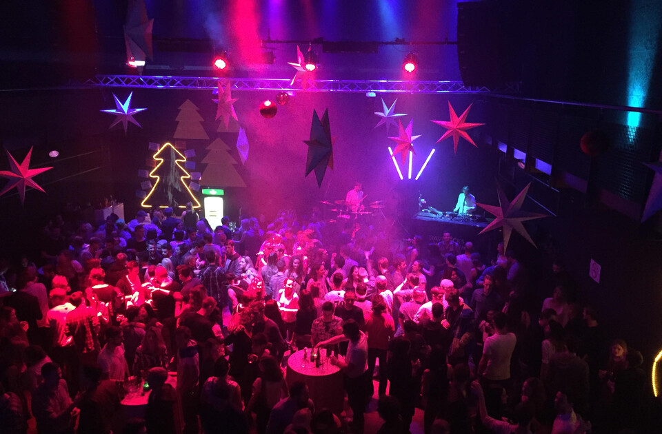 12_Christmas Club