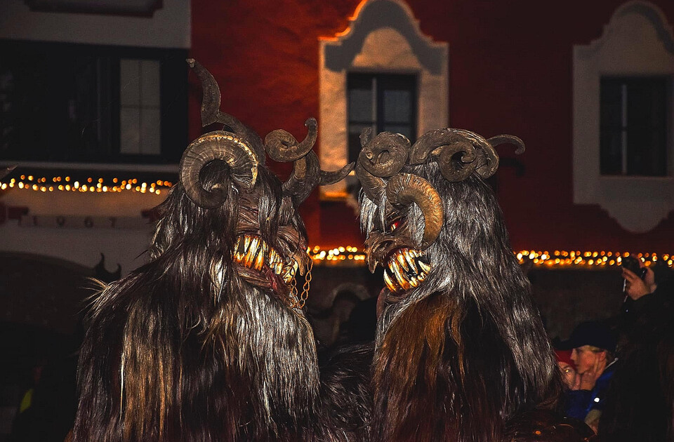 Perchtenlauf_Wallnerpass