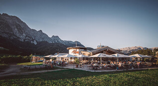Hütte