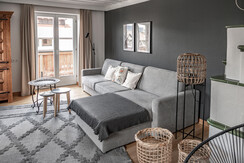 Wohnzimmer mit Kachelofen #2