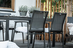 Privater umzäunter Garten mit Terrasse - App. #3