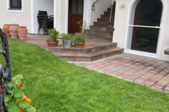 Eingang GAP mit Abgangstreppe