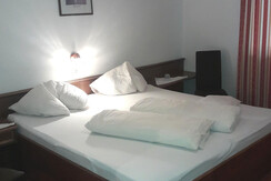 Doppelbetttzimmer Doppelbetttzimmer