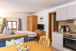 Wohnküche_getrennt_vom_Schlafzimmer_und_Bad