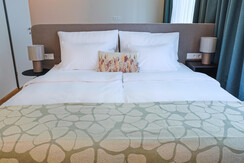 Saal Zimmer 1 ausgebessert Saal Zimmer 1 ausgebessert