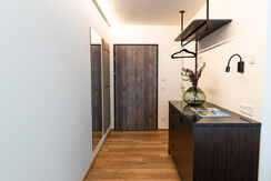 Saal Zimmer 1 ausgebessert-1 Saal Zimmer 1 ausgebessert-1