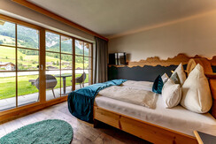 7_evelien-walker_web_zimmer-panorama-deluxe1 7_evelien-walker_web_zimmer-panorama-deluxe1