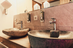7_focus-media_web_familiensuite-salzburger-bad5 7_focus-media_web_familiensuite-salzburger-bad5