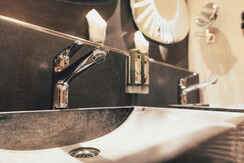 7_focus-media_web_good-life-suite-bad3 7_focus-media_web_good-life-suite-bad3