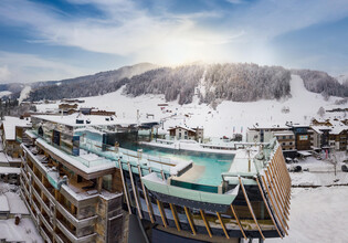 salzburger-hof-drohne-winter--kleiner