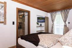 Zi 1 Knecht und Dirn Zimmer Doppel- od Familienz.