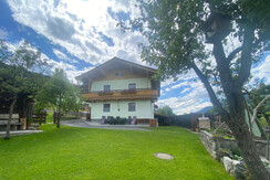 Viel Platz rund ums Haus Viel Platz rund ums Haus