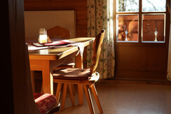 Einblick in den Ess-/Wohnraum