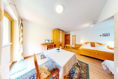 Leogang-Schlafzimmer-06042024_110039