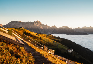 Sunrise on the mountains in Saalfelden | © Michael Geißler