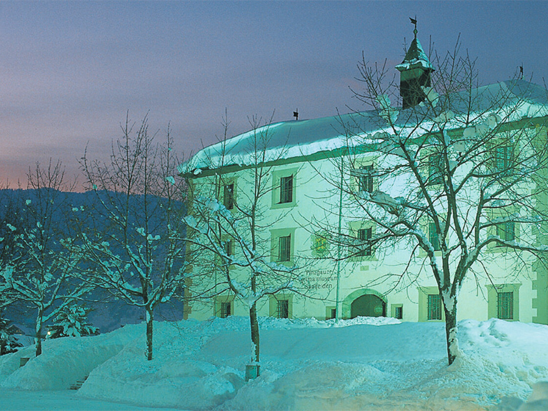 Außenansicht Museum im Winter