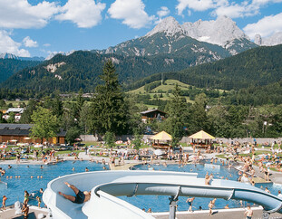 Schwimmbad in Saalfelden Schwimmbad in Saalfelden