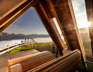 Sunrise at the sound track islands at the Asitz | © Klemens König